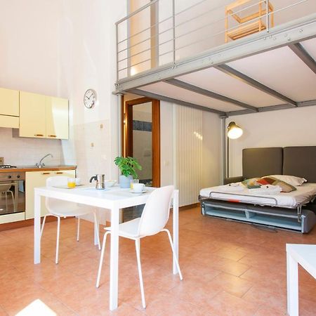 Appartement Altido Colorful Studio For 4 Near Leaning Tower With Parking à Pise Extérieur photo