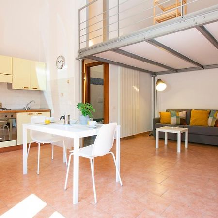 Appartement Altido Colorful Studio For 4 Near Leaning Tower With Parking à Pise Extérieur photo